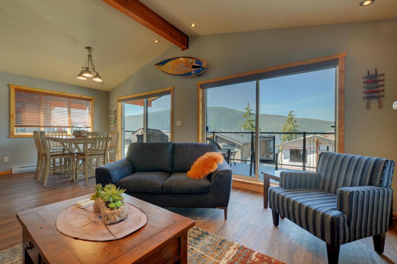 Вилла Newfie Seaside Retreat Порт-Ренфрю Экстерьер фото