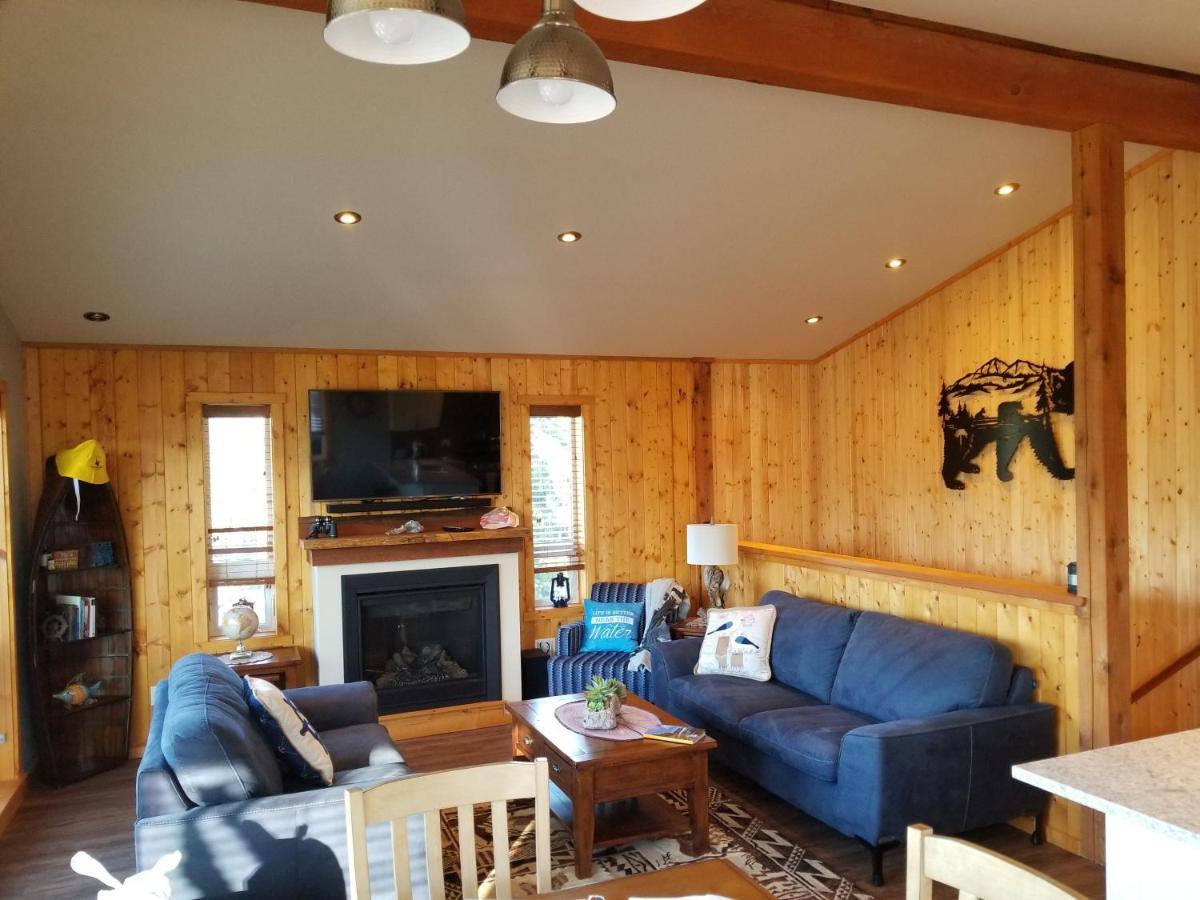 Вилла Newfie Seaside Retreat Порт-Ренфрю Экстерьер фото